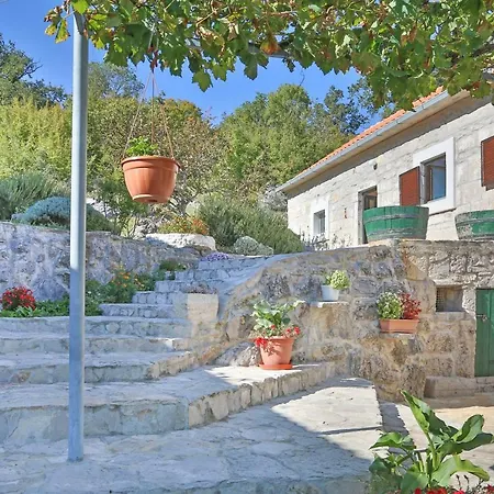 Stone House Svilaja * Hrvace