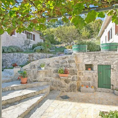 Nyaraló Stone House Svilaja